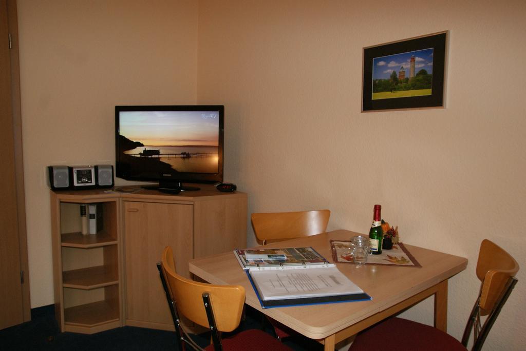Studio Ostwind mit Balkon Sellin  Eksteriør billede
